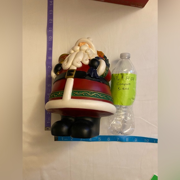 DECORATIVE SANTA FIGURINE, Holding A Golden Bell & Bag W/ Presents. Comes W/ Box - Picture 4 of 8
